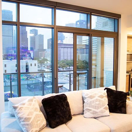 Cozy Home Toyota Center Houston Exterior foto