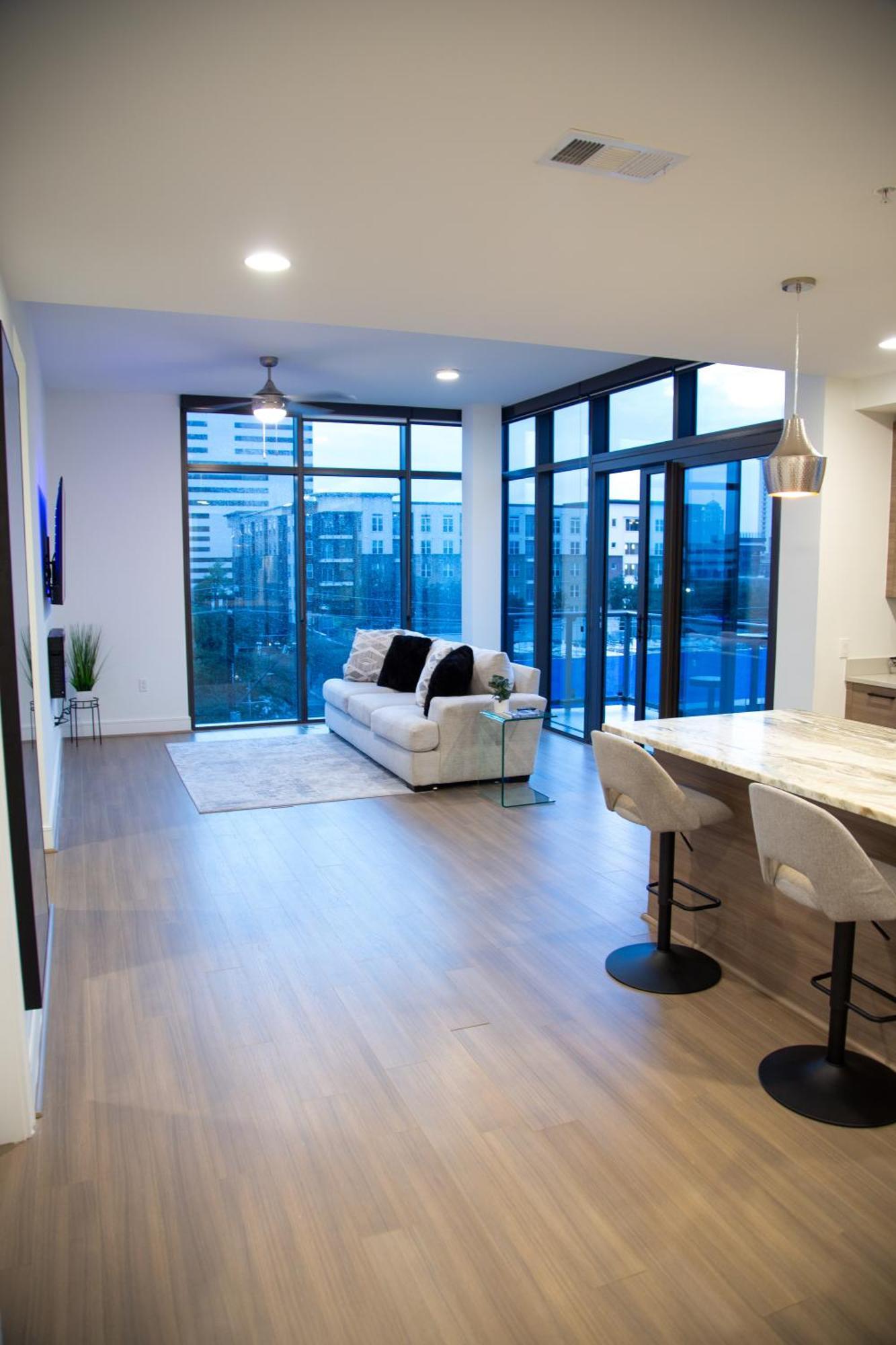 Cozy Home Toyota Center Houston Exterior foto